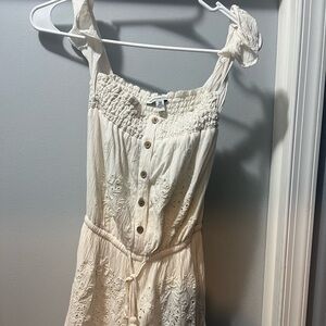 American Eagle romper size XS cream in good condition